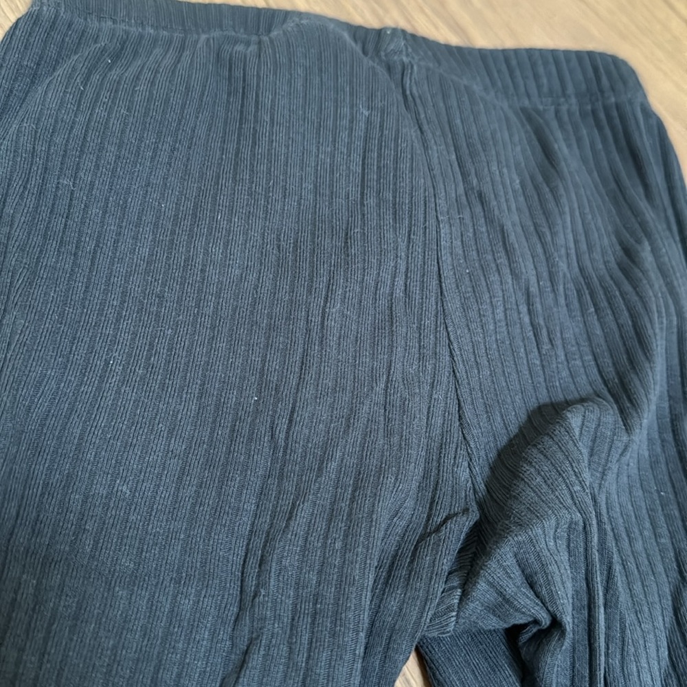 H&M grey ribbed basic set -2T - Picture 8 of 8